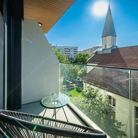 Maison Lumiere - A Modern Designer In *