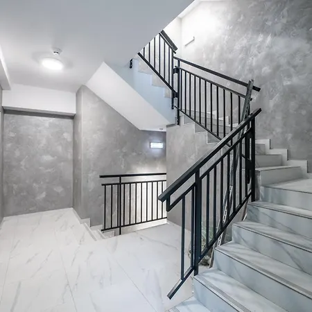 Maison Lumiere - A Modern Designer In Bukarest