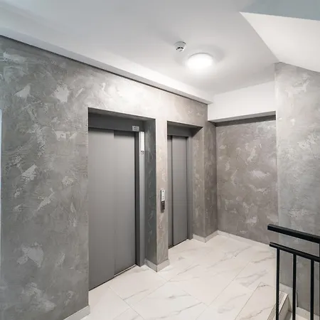 Maison Lumiere - A Modern Designer In Bukarest
