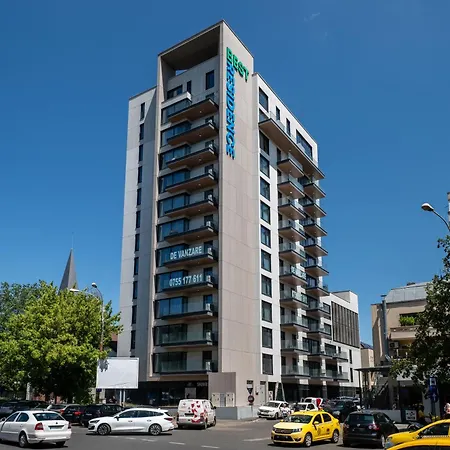 Maison Lumiere - A Modern Designer In